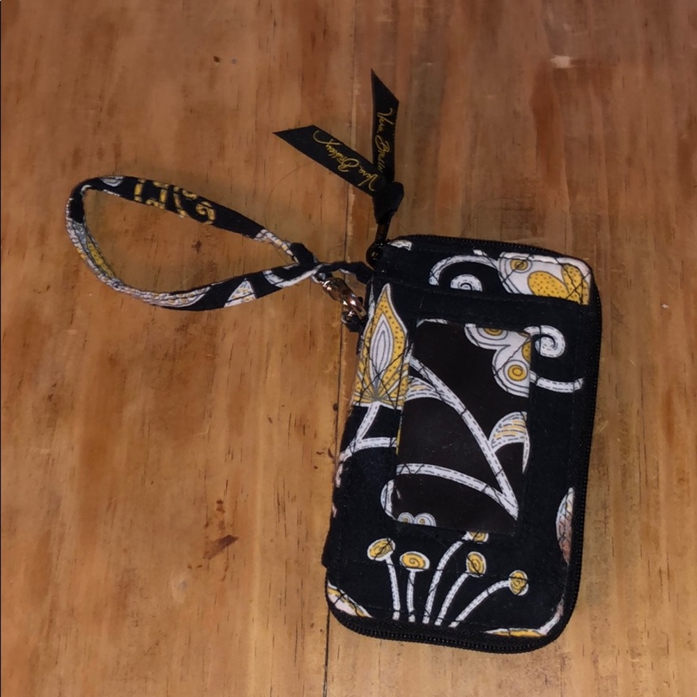 Vera Bradley wristlet 👛